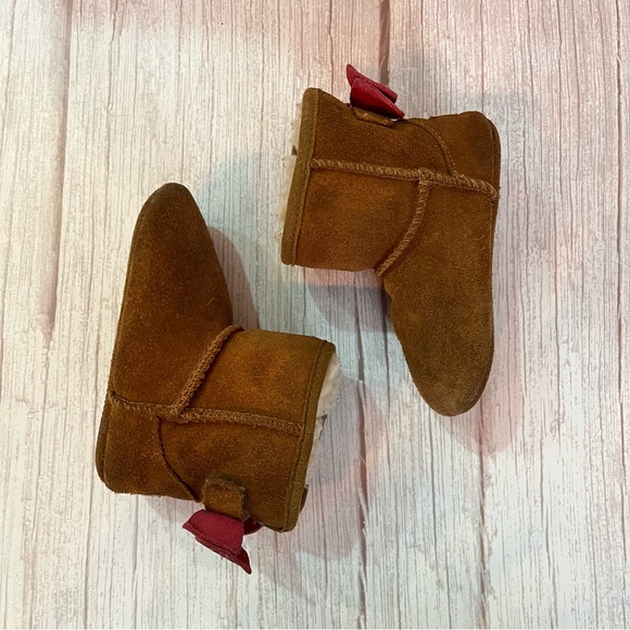 Infant Baby UGG Leather Boots Size 4/5 Chestnut Brown With Pink Bow Cozy Warm - Picture 8 of 14